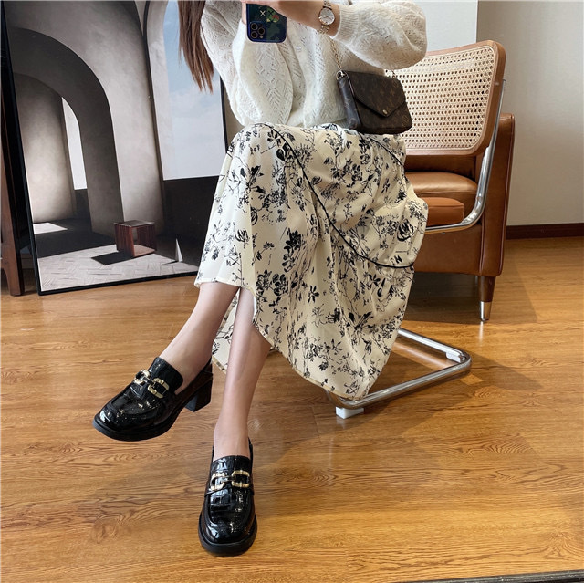 正品JIHURFIE牛皮软底粗跟乐福鞋