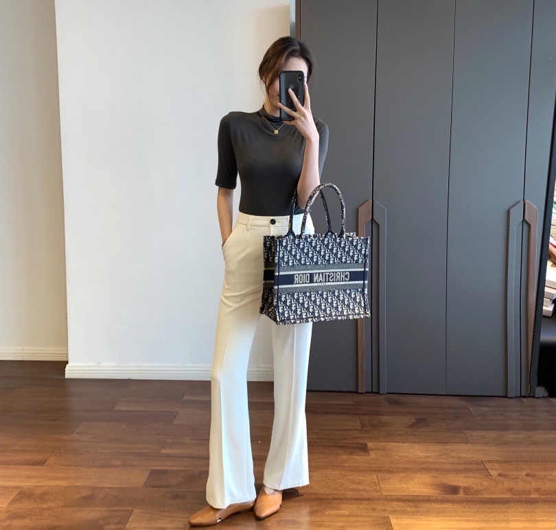 微喇开叉高腰大长腿西