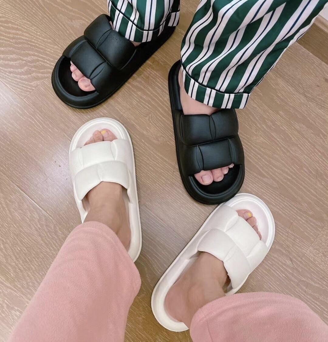 踩屎感家居拖鞋