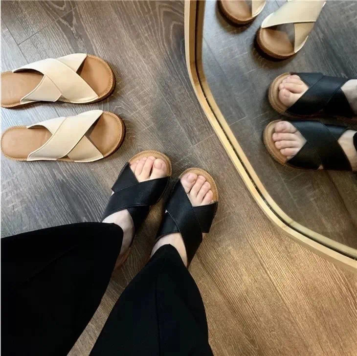 觅槿M.DINN轻奢品牌拖鞋