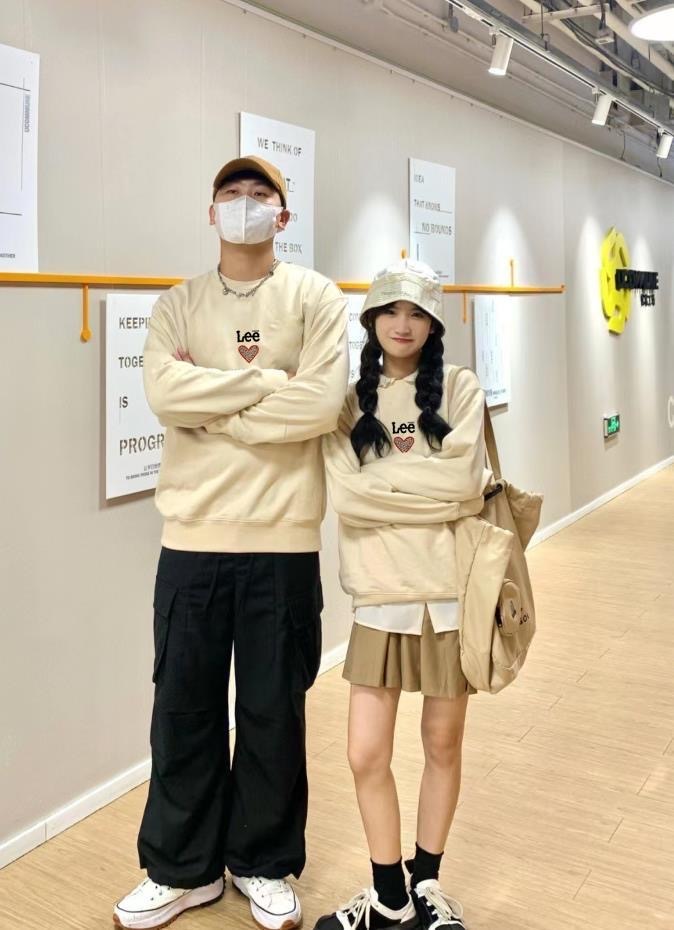 潮牌Lee秋冬情侣卫衣