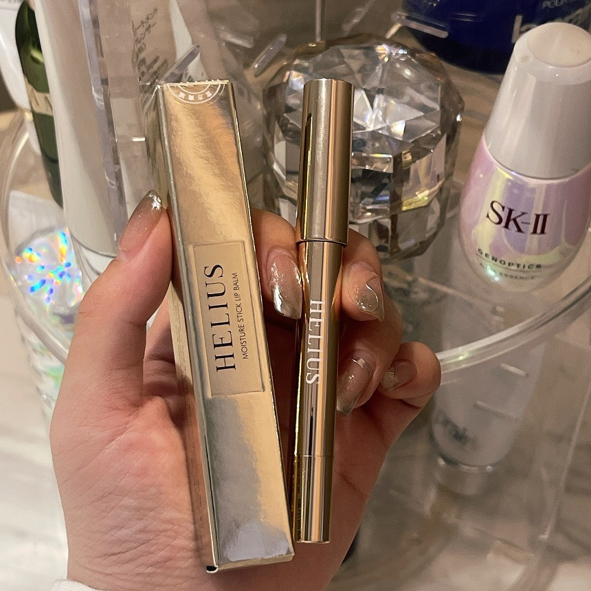 赫丽尔斯滋养护唇膏