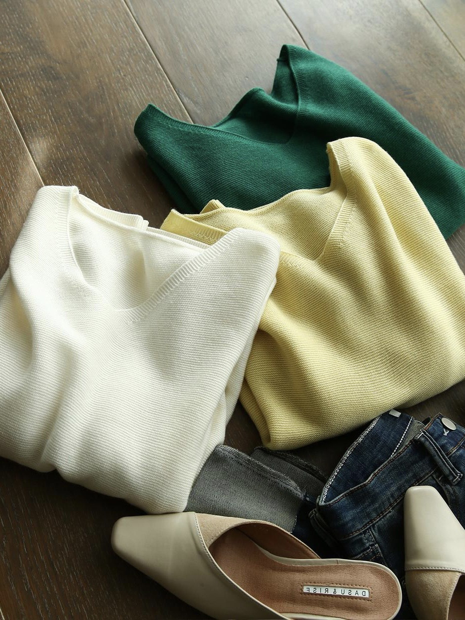 宽松纯色针织衫