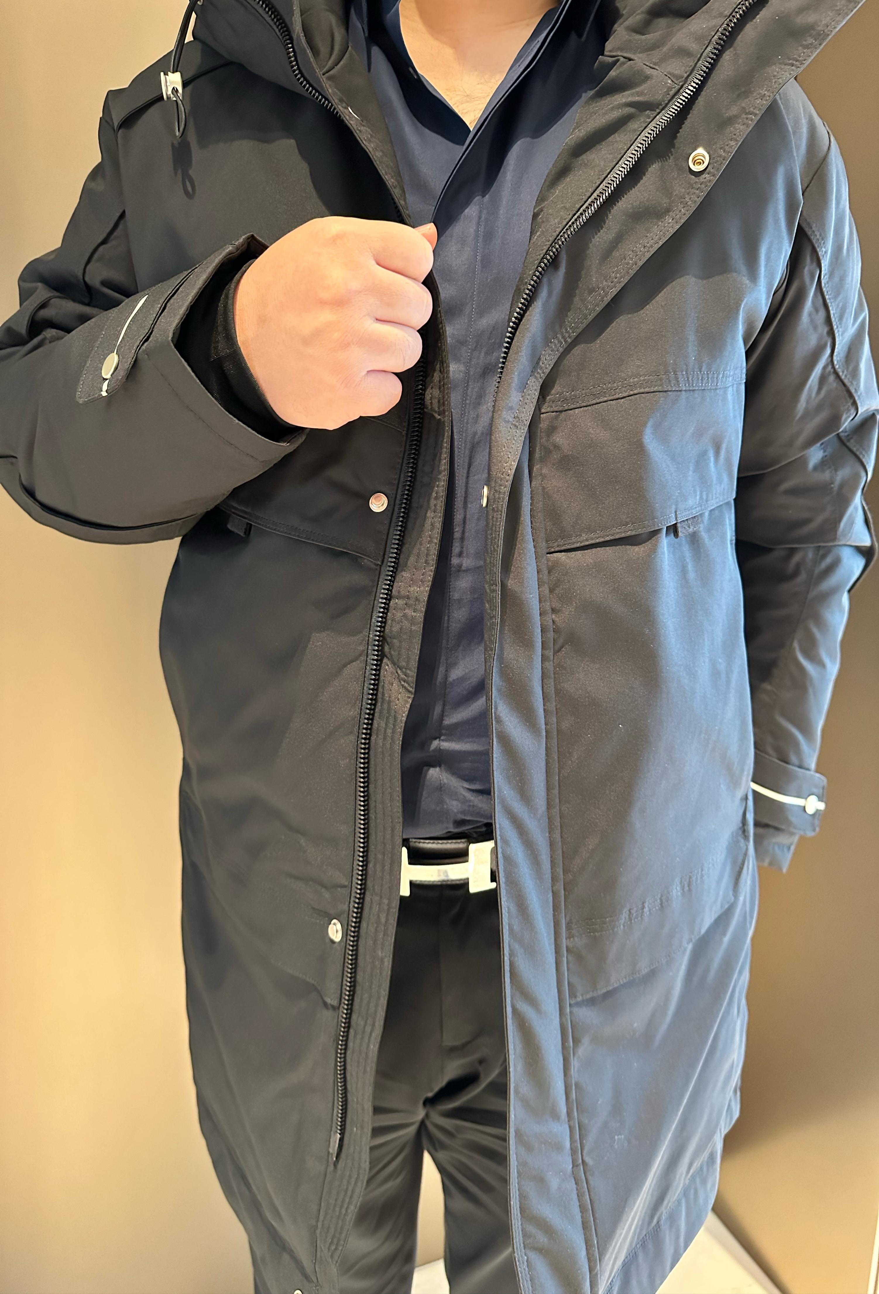 中长款连帽羽绒服