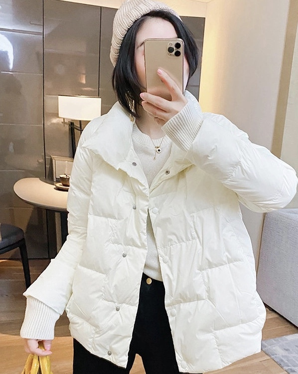 冬季新品简约格调短款羽绒服