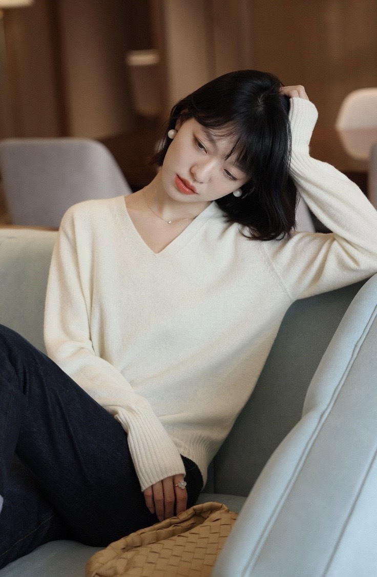 Avann 100%澳洲美丽诺羊毛衫