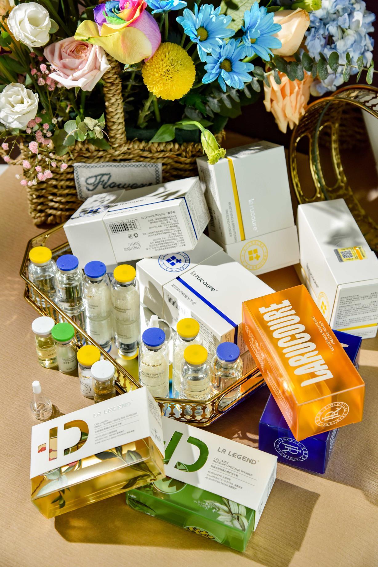 蓝可瑞larucoure精华冻干絮