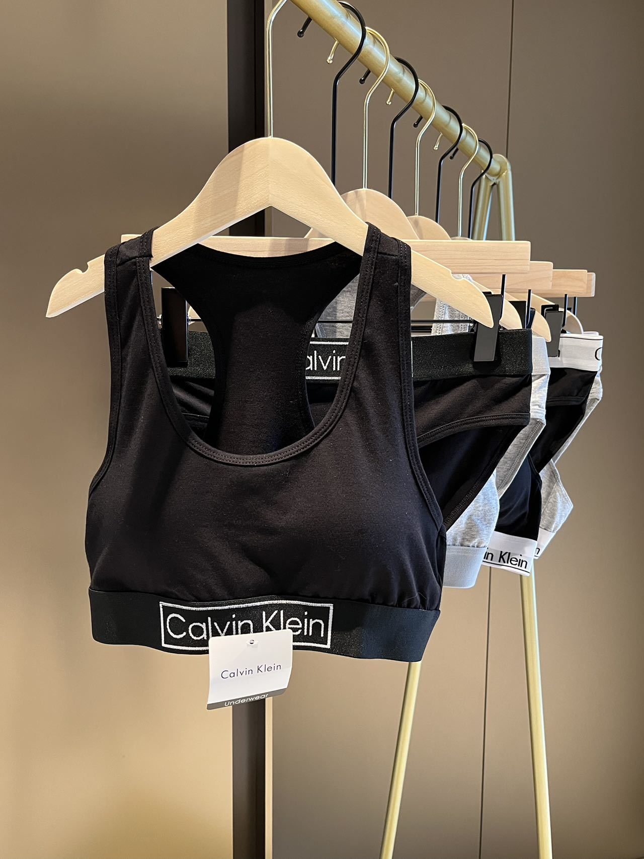 正品Calvin Klein运动内衣