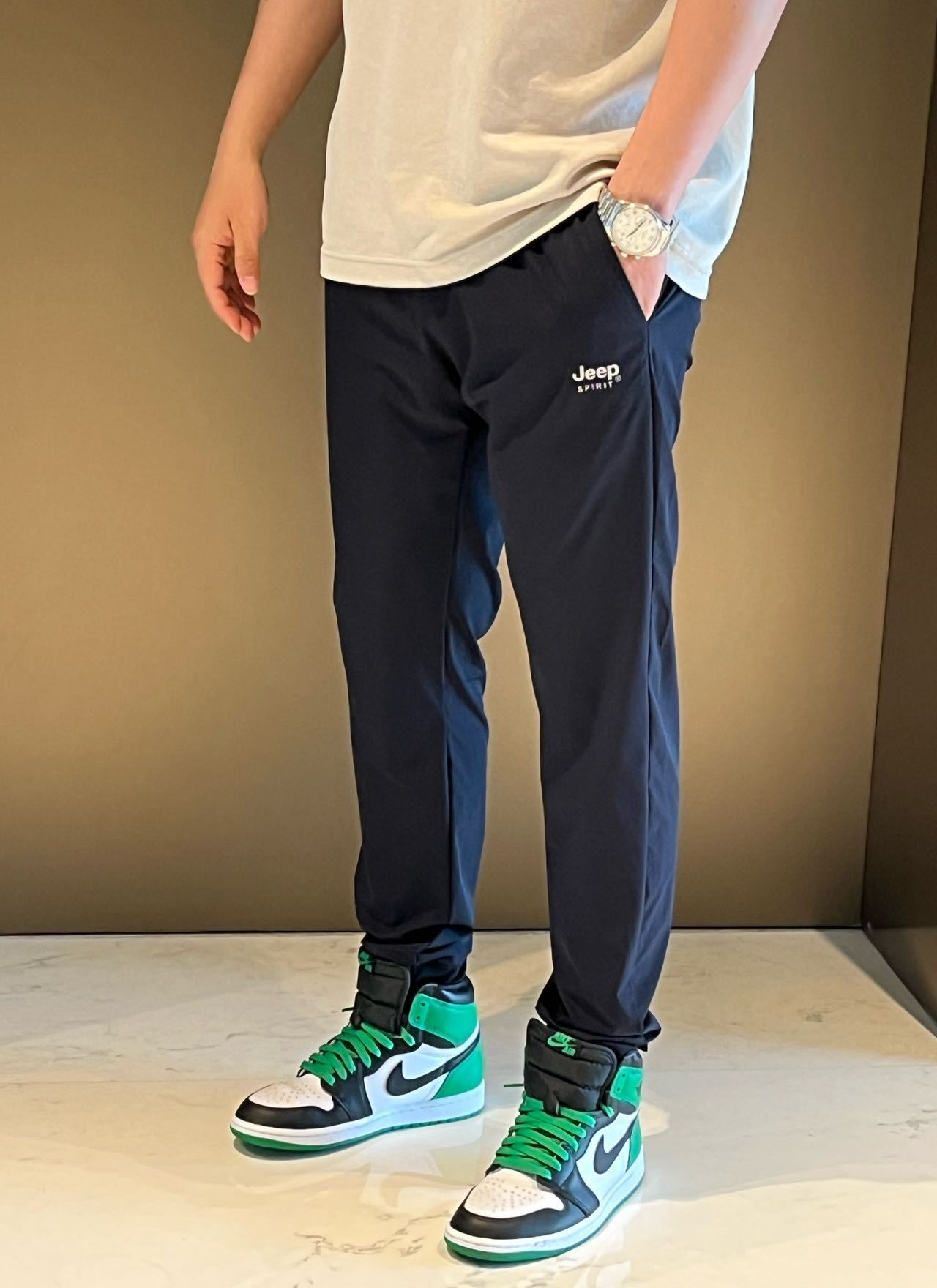 全新升级款Jeep冰丝速干裤