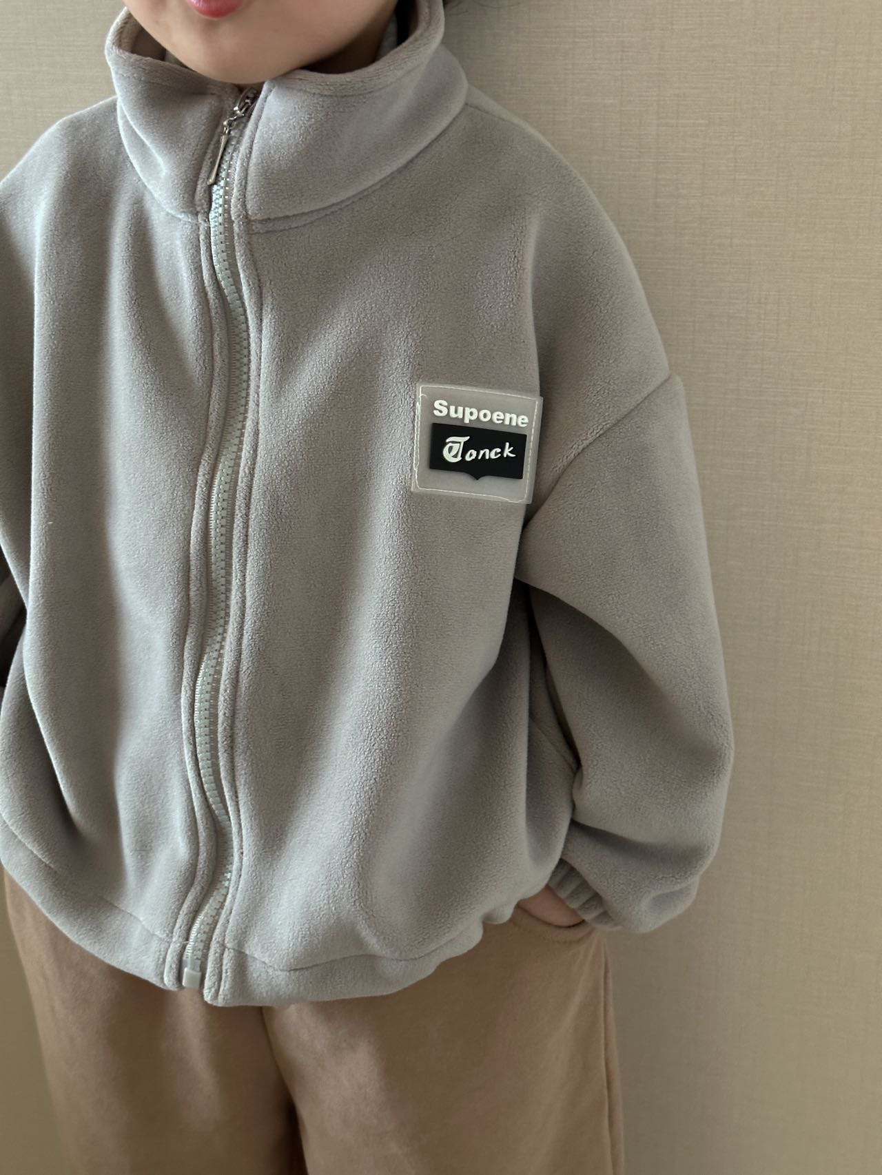 儿童奥粒绒外套