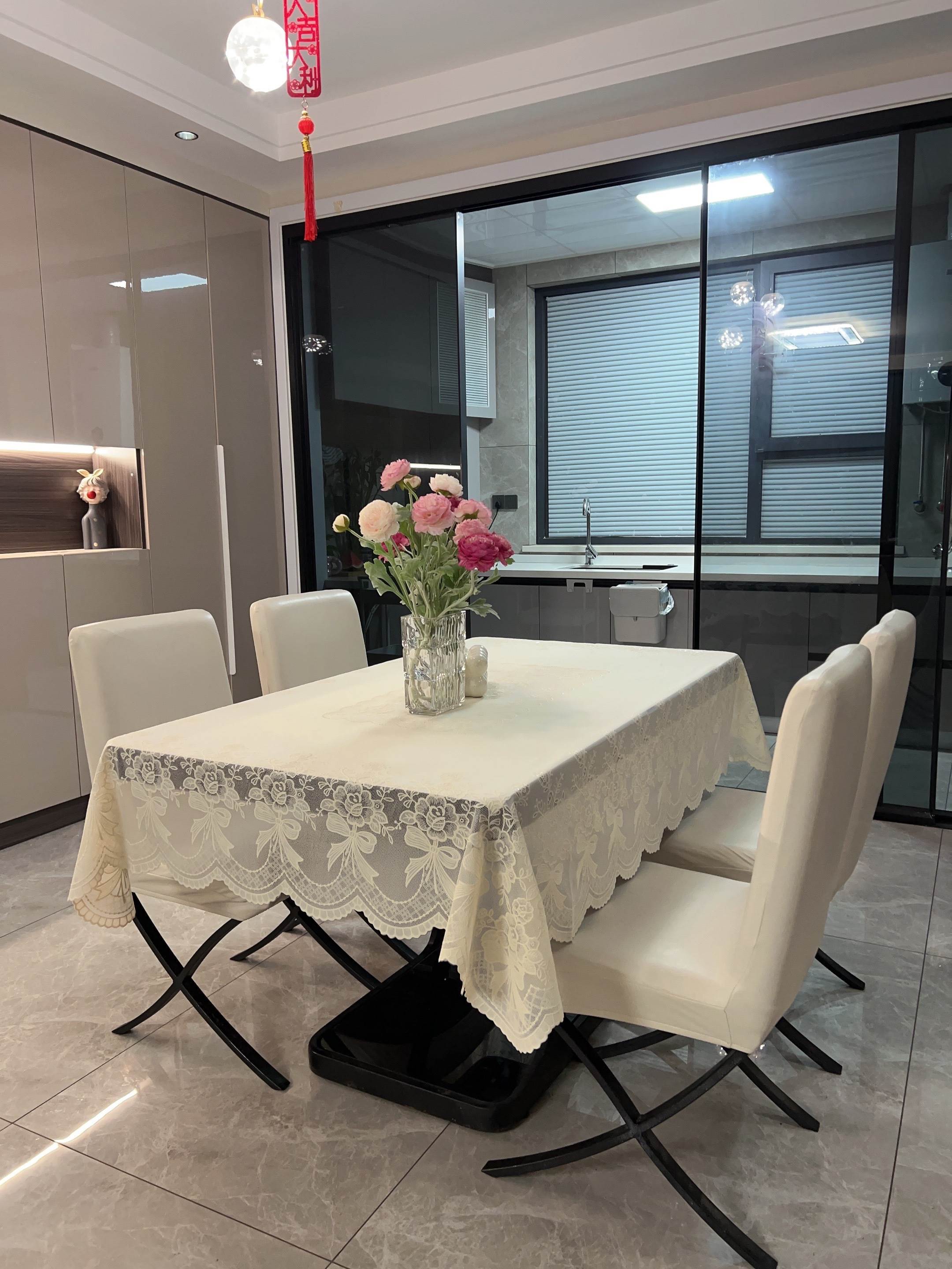 北欧风百搭烫金印花桌布