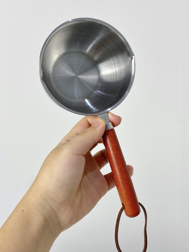 304不锈钢泼油小锅